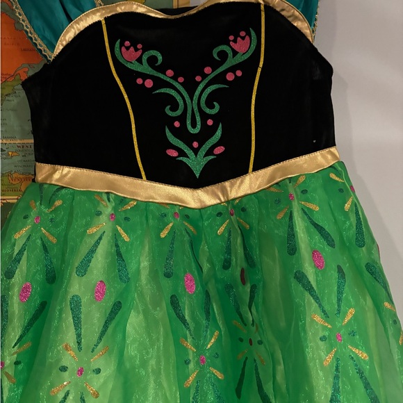 Anna inspired dress. Play dress/costume. - Picture 2 of 8